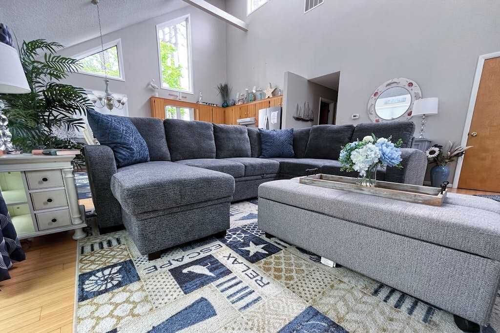 Photo of Livingroom in Sandpiper Pines