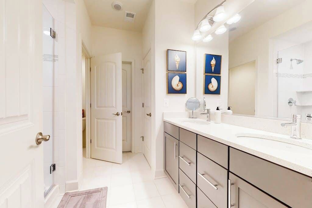 Photo of Bathroom in Bayside