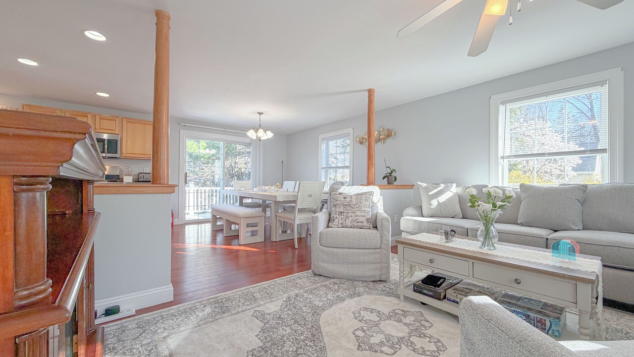 Photo of Livingroom in Westbrook