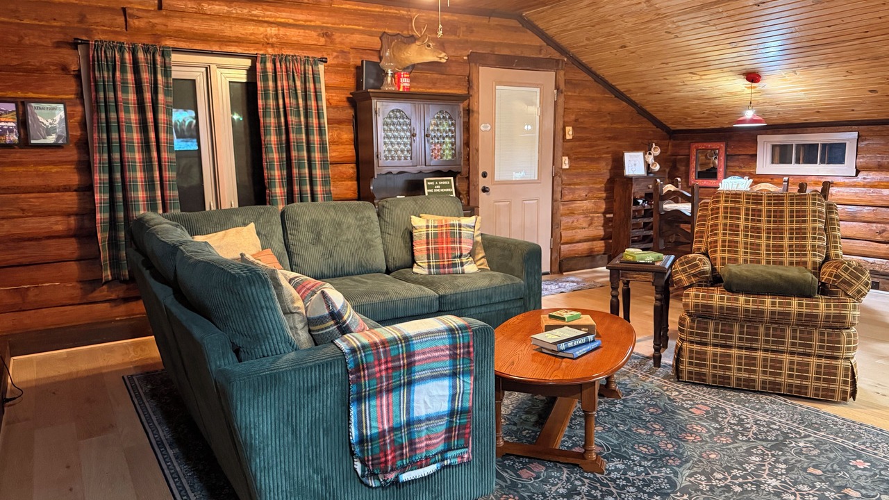 Photo of Livingroom in Holly Lake Ranch