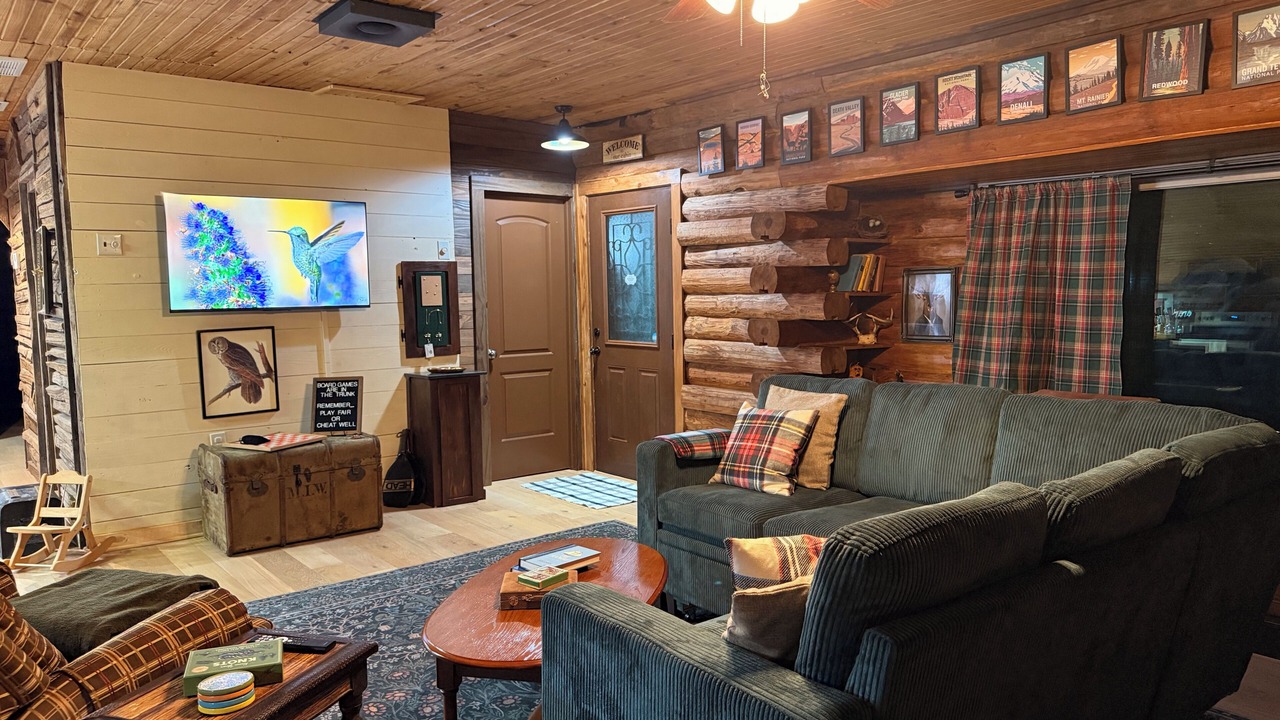 Photo of Livingroom in Holly Lake Ranch