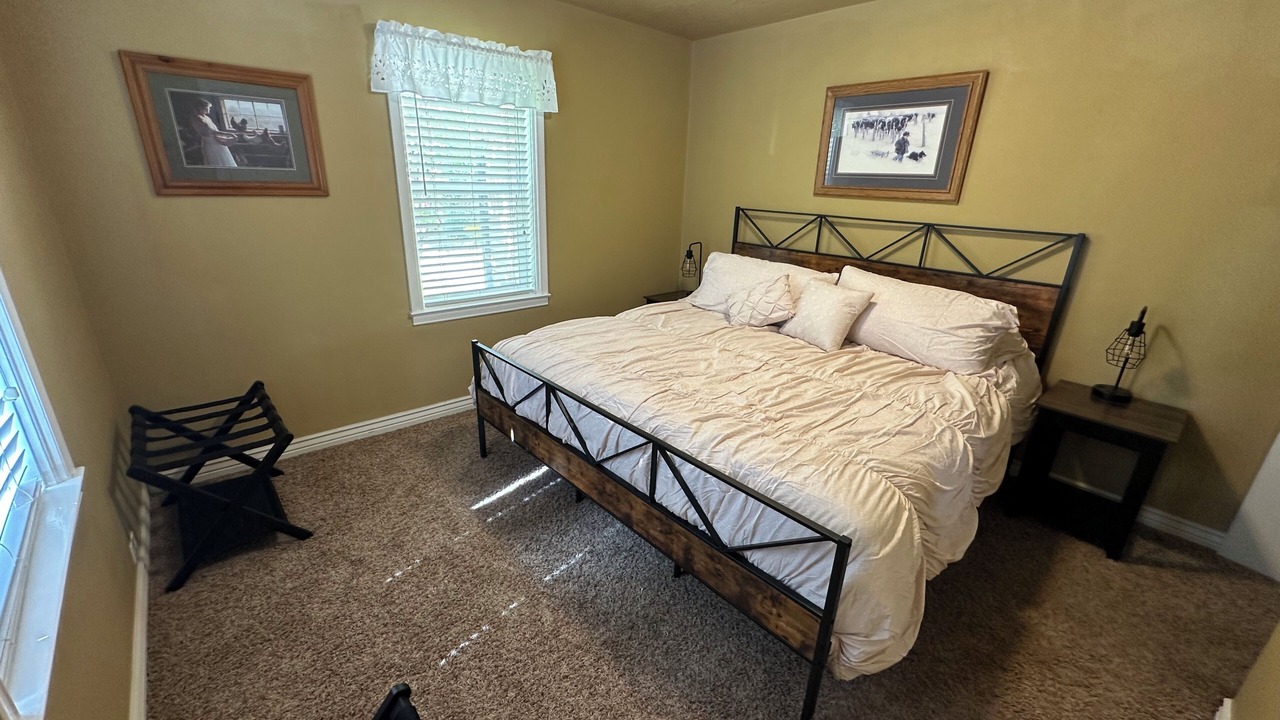 Photo of Bedroom in Vernal