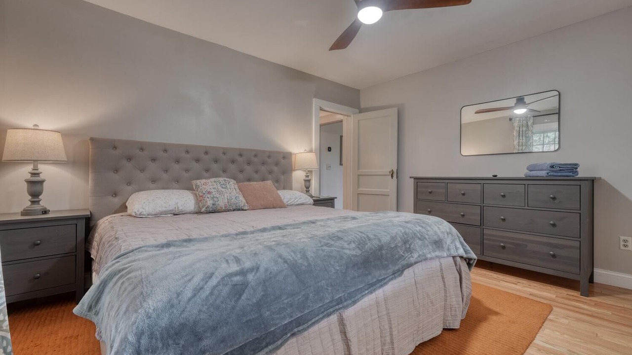 Photo of Bedroom in Hayesville