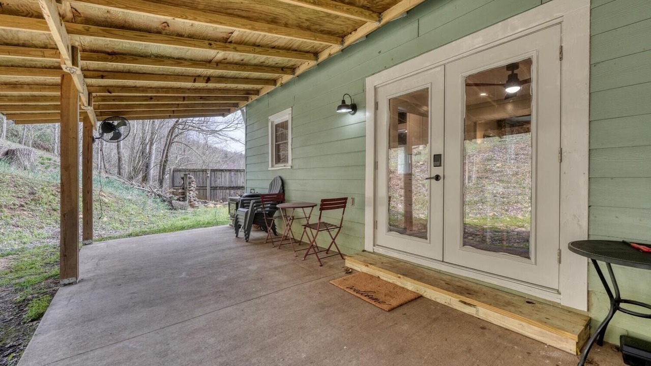 Photo of Outdoor in Hayesville