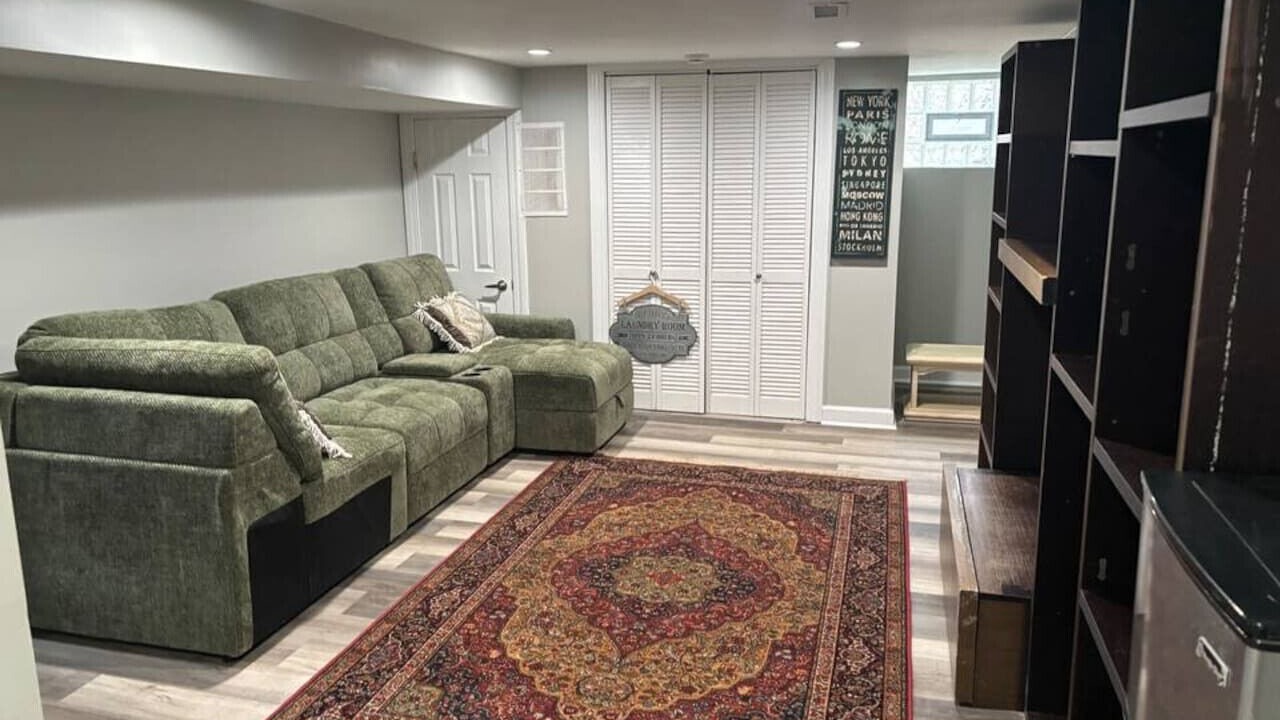 Photo of Livingroom in Youngstown