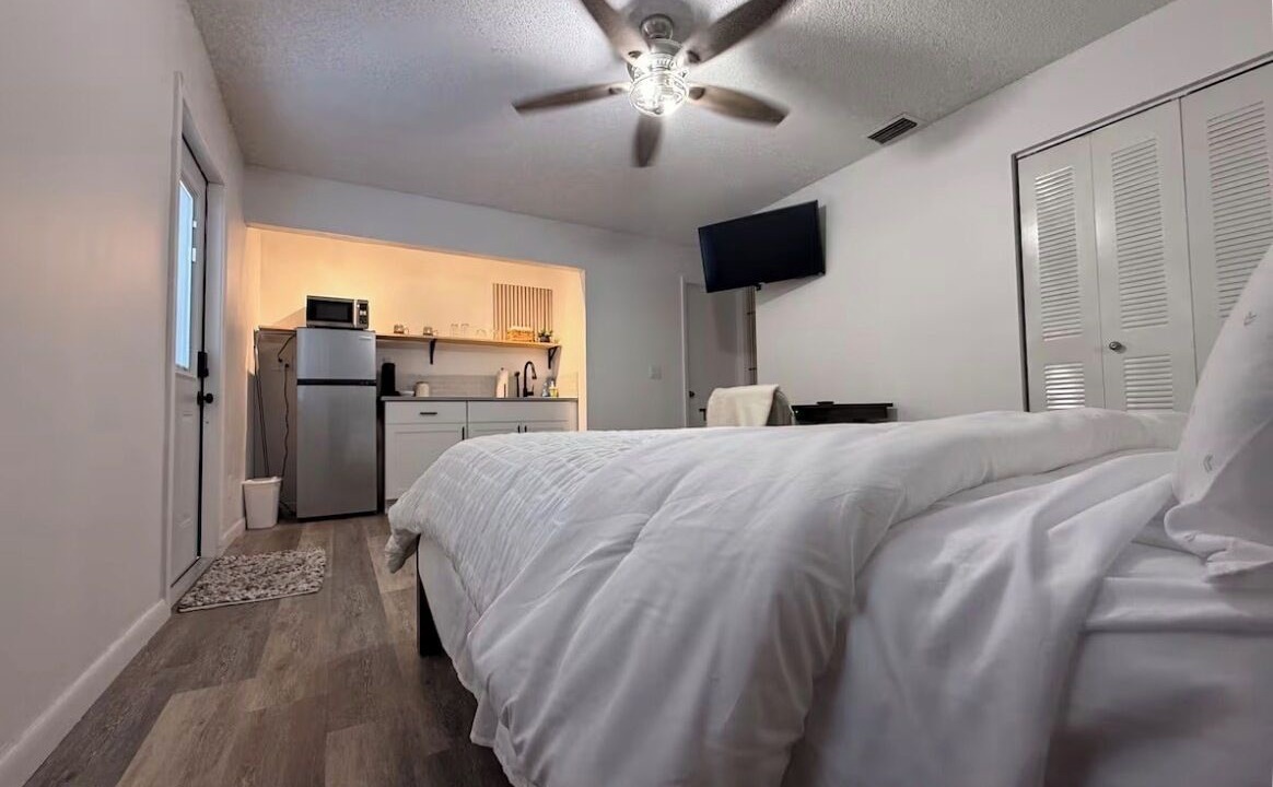 Photo of Bedroom in Davie