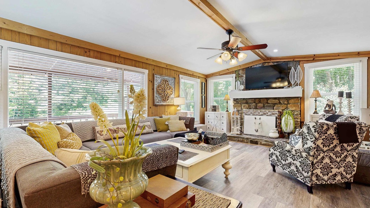 Photo of Livingroom in Franklin