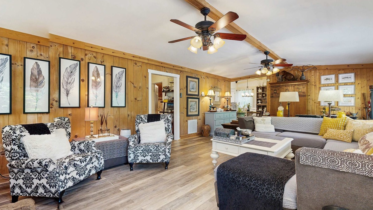 Photo of Livingroom in Franklin