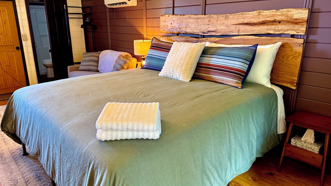 Photo of Bedroom in Laurel Ridge