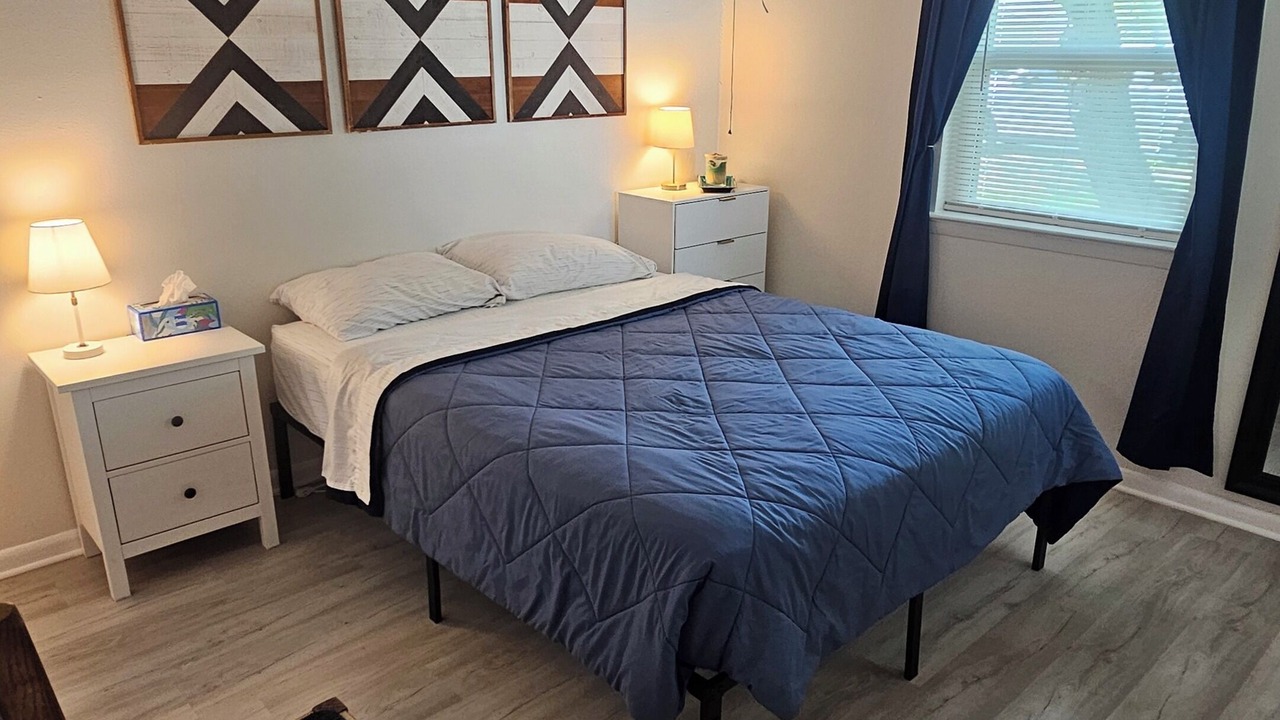 Photo of Bedroom in Farmers Branch