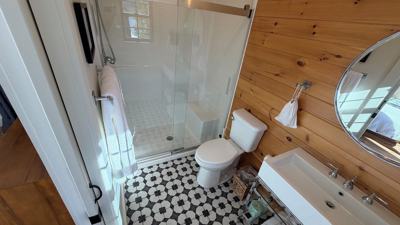 Photo of Bathroom in Lake George