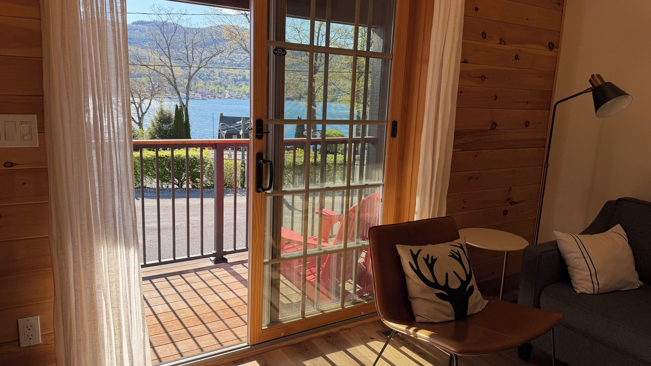Photo of Livingroom in Lake George