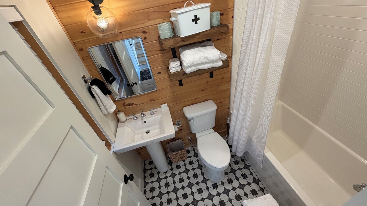 Photo of Bathroom in Lake George