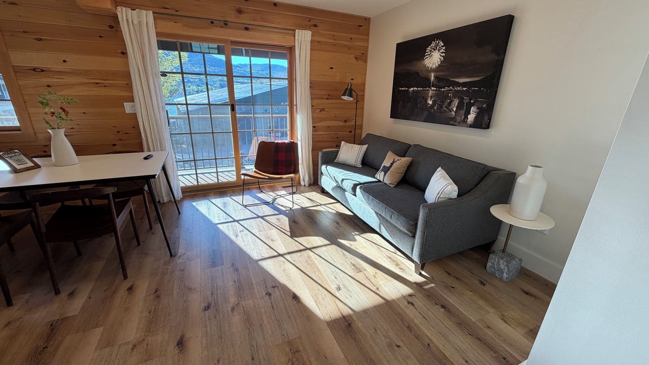 Photo of Livingroom in Lake George