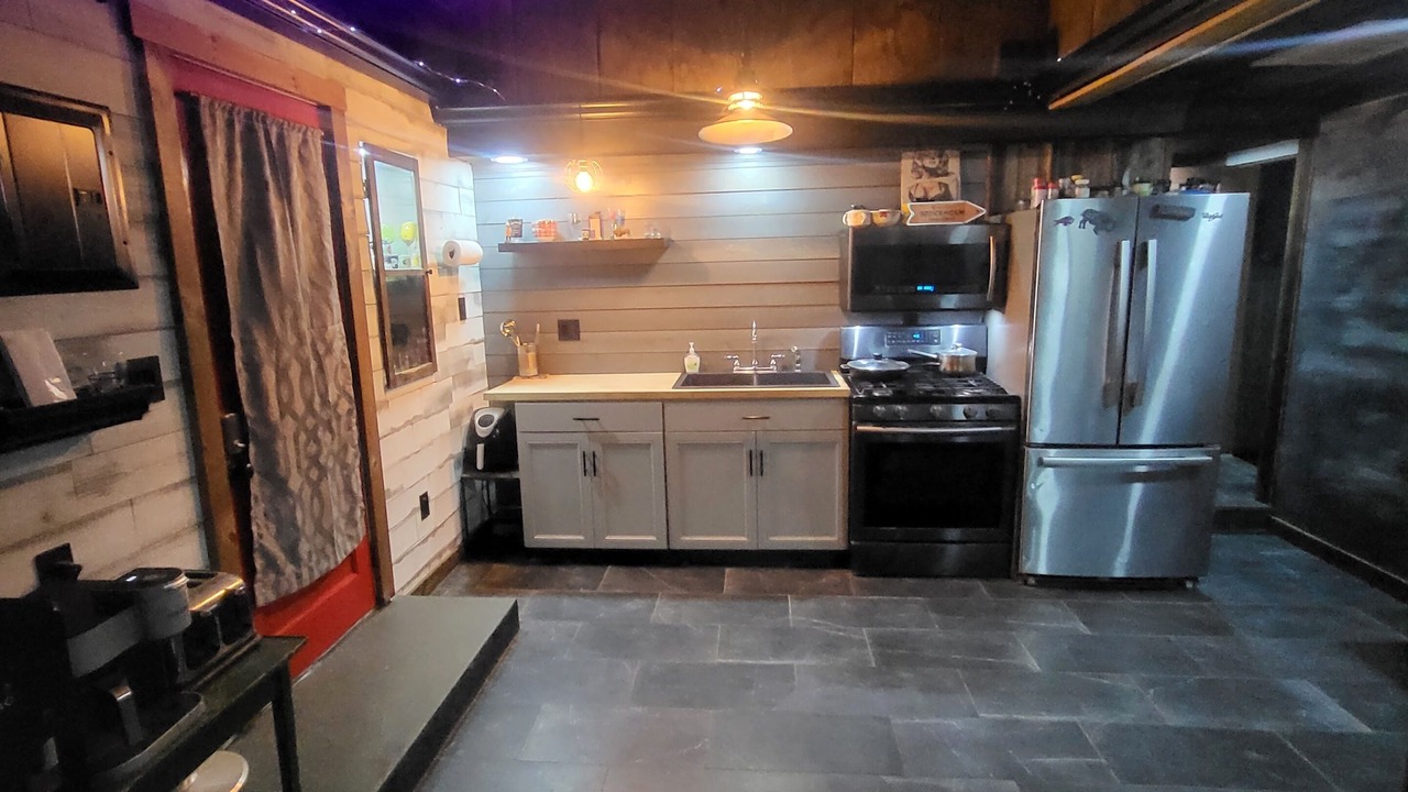 Photo of Kitchen in Wales Center