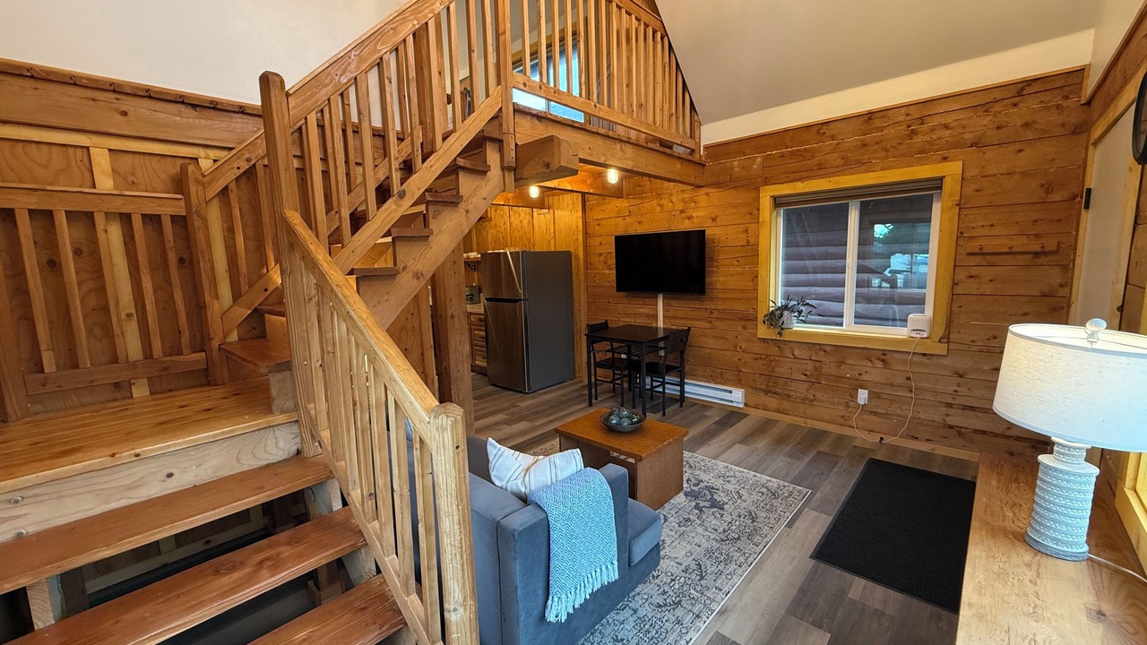Photo of Livingroom in Homer