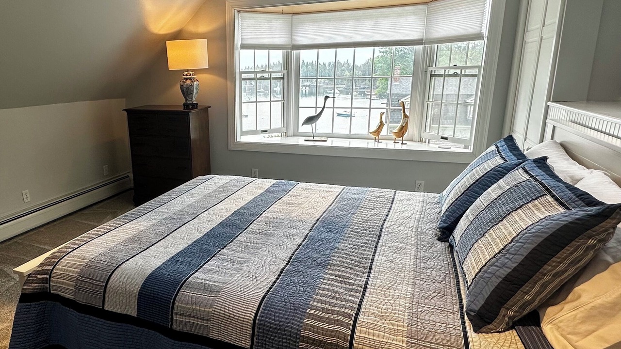 Photo of Bedroom in Brooksville