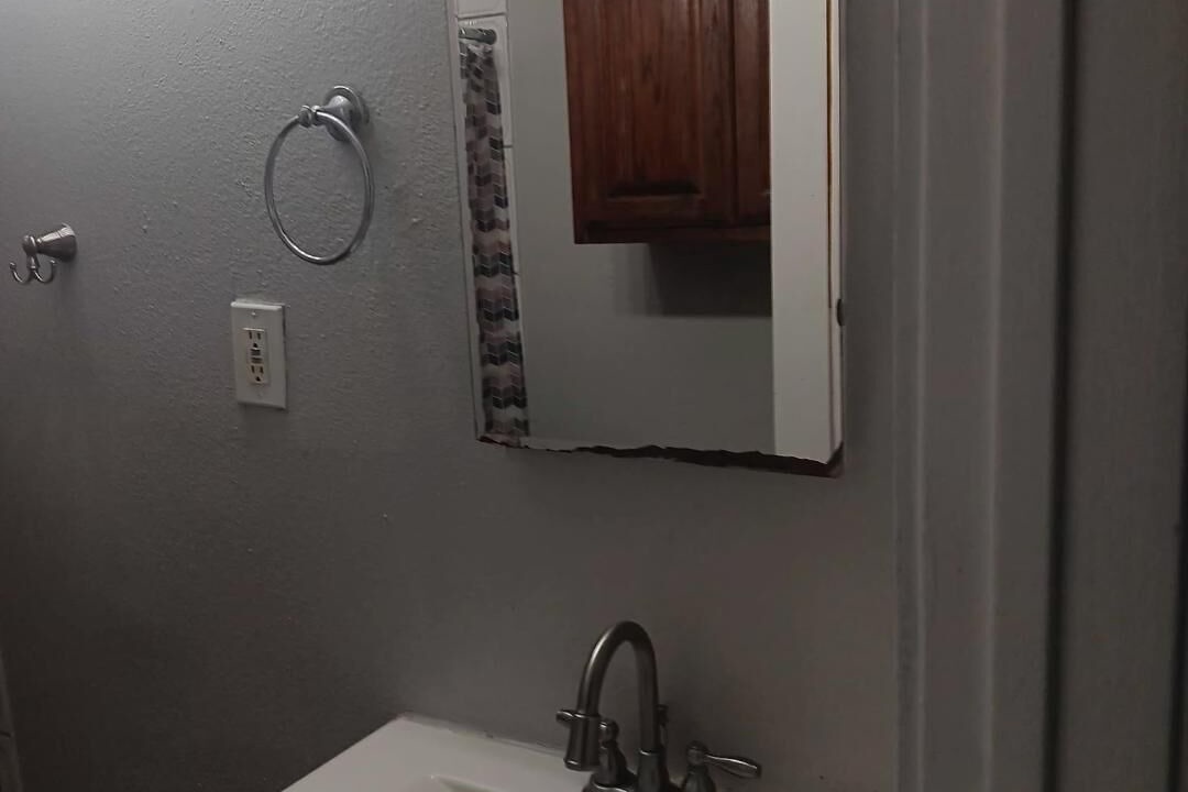 Photo of Bathroom in Orange Grove