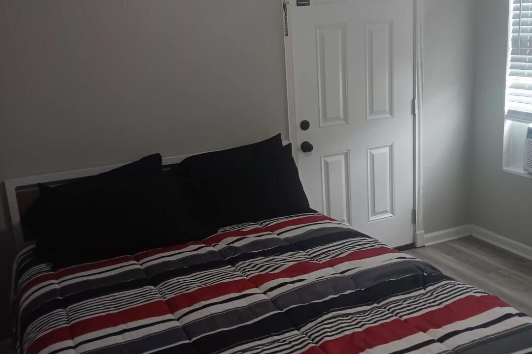 Photo of Bedroom in Orange Grove