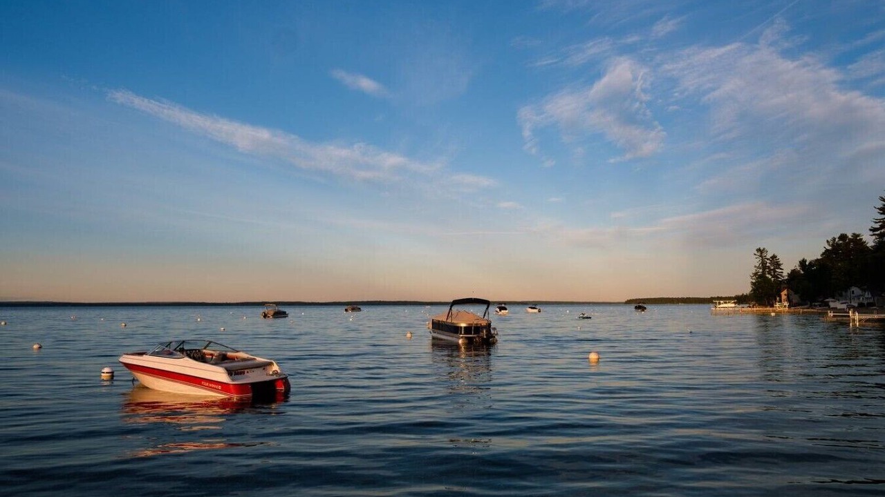 Photo of Others in Sebago