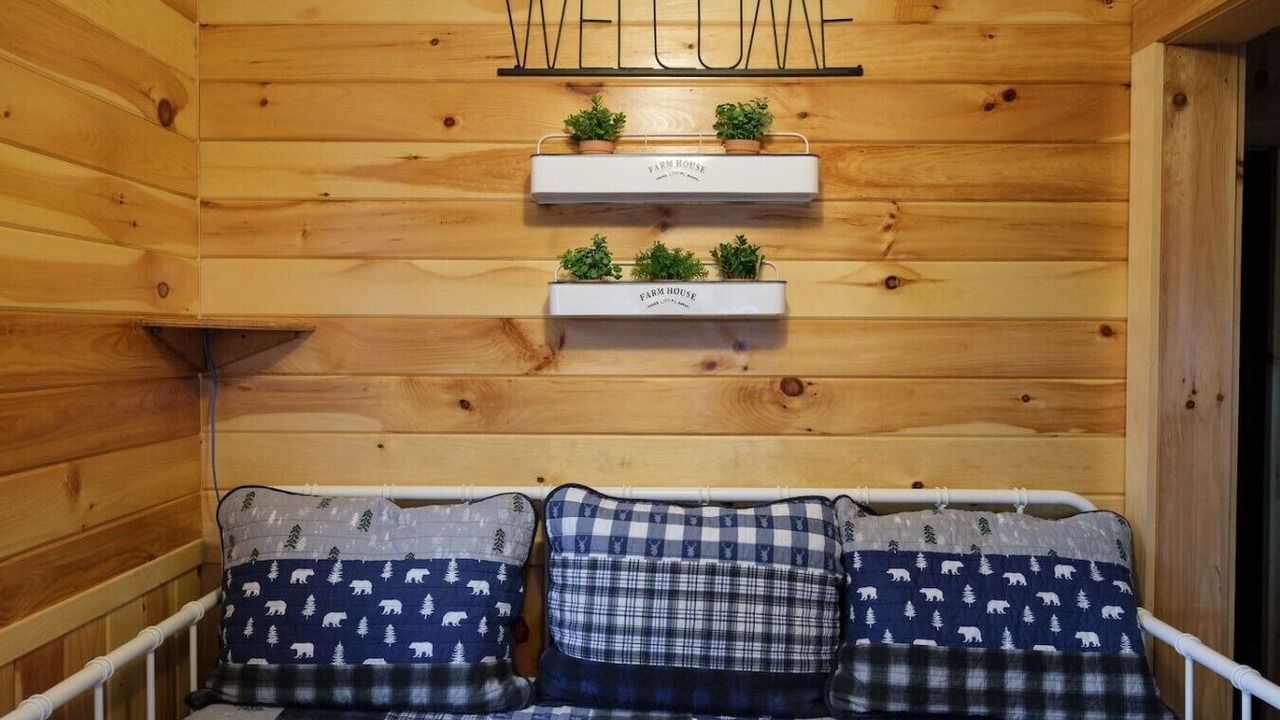 Photo of Bedroom in Sebago