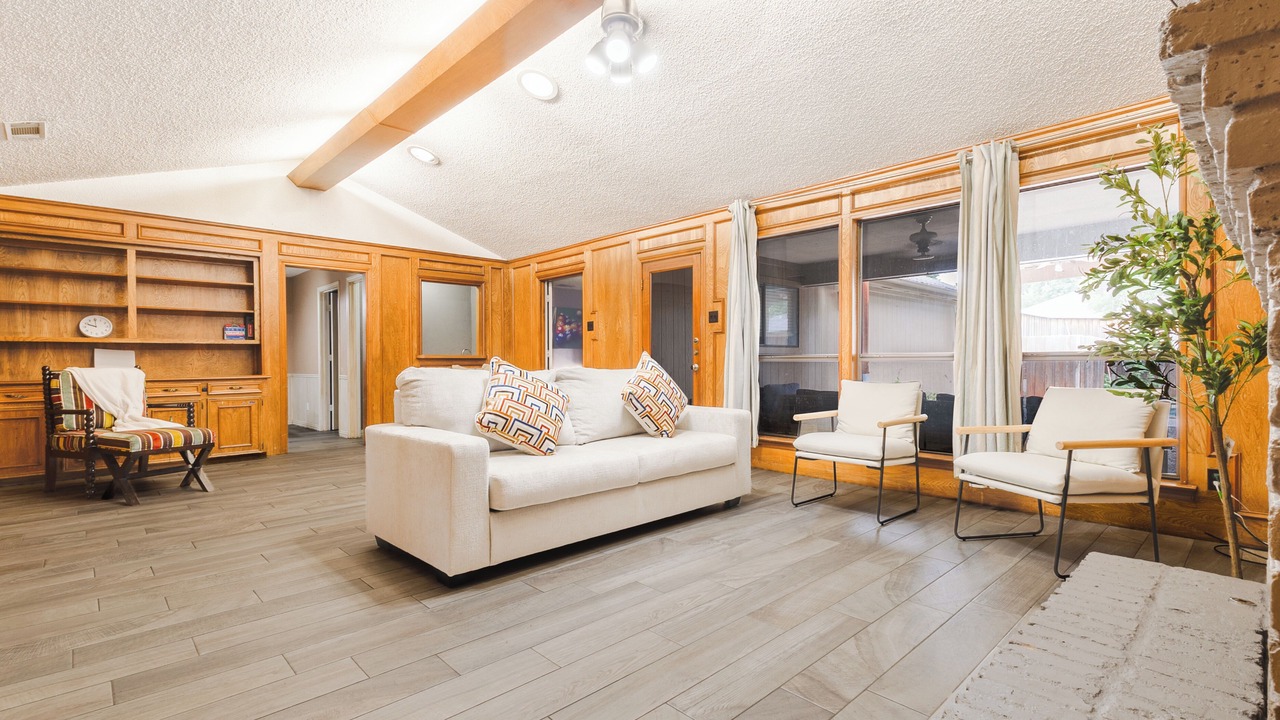 Photo of Livingroom in Richardson