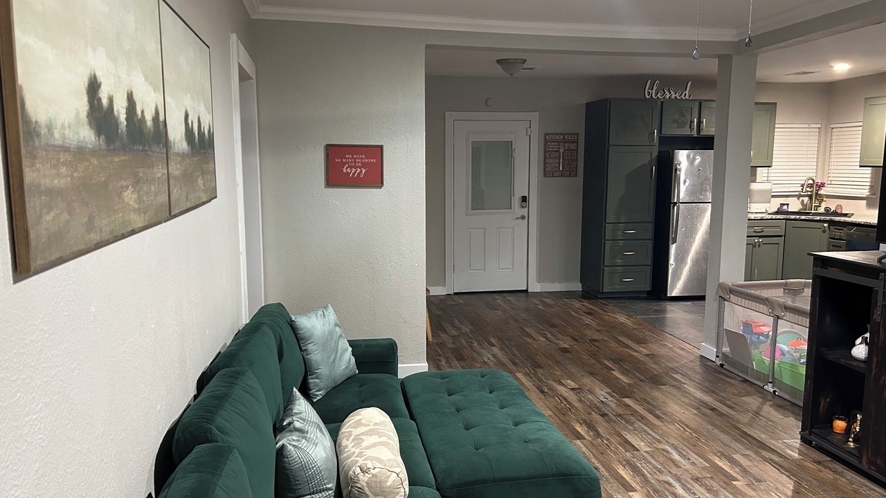 Photo of Livingroom in Wake Village
