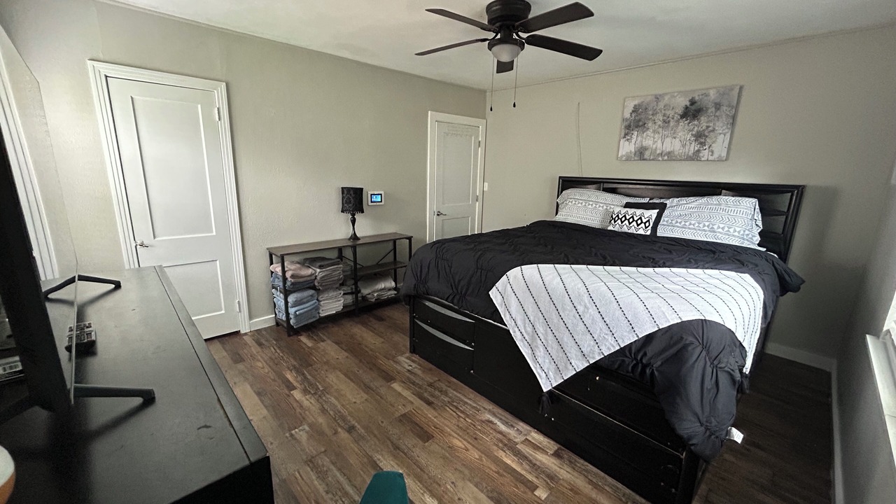 Photo of Bedroom in Wake Village
