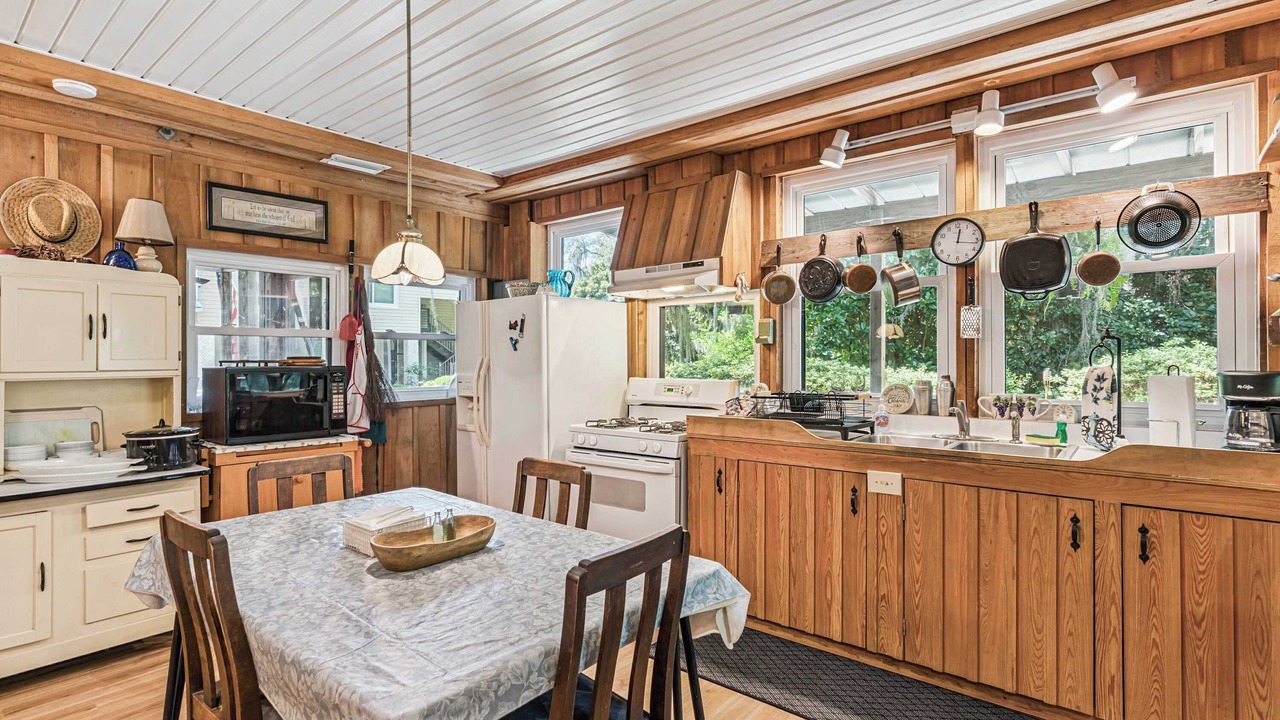 Photo of Kitchen in Waverly