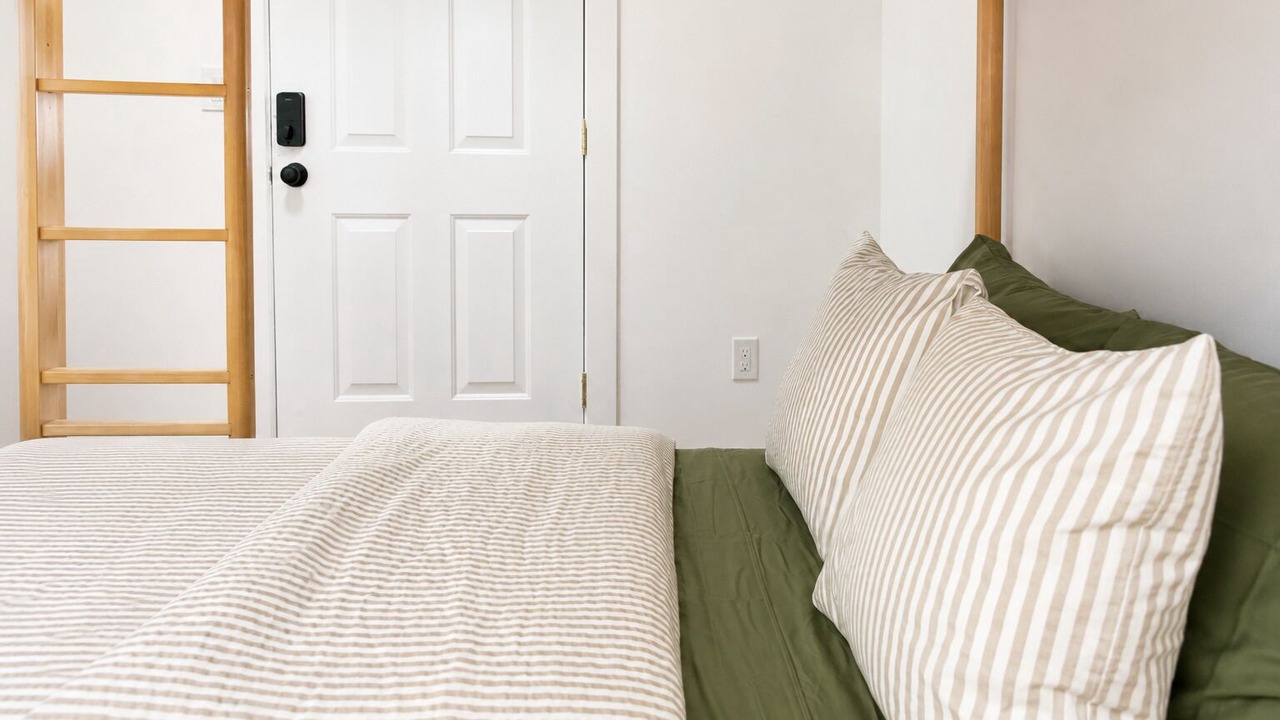 Photo of Bedroom in Trenton