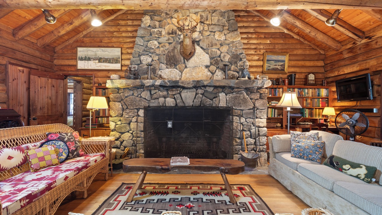 Photo of Livingroom in South Casco