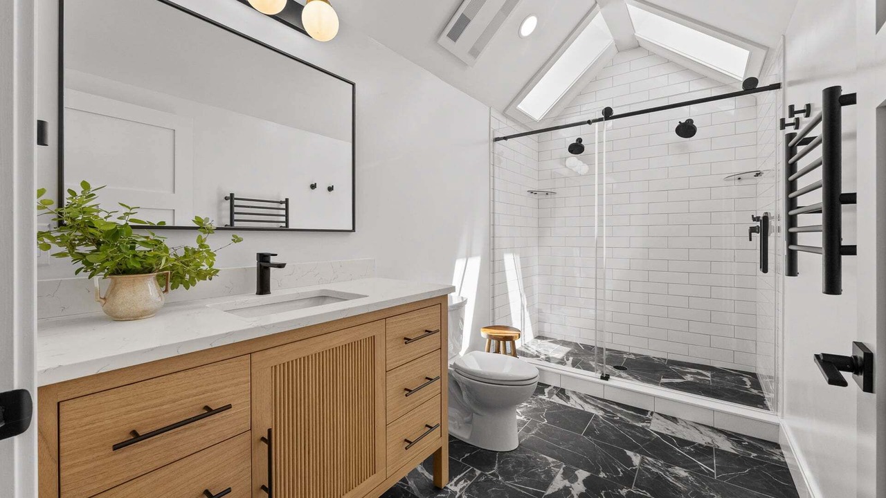 Photo of Bathroom in Valois