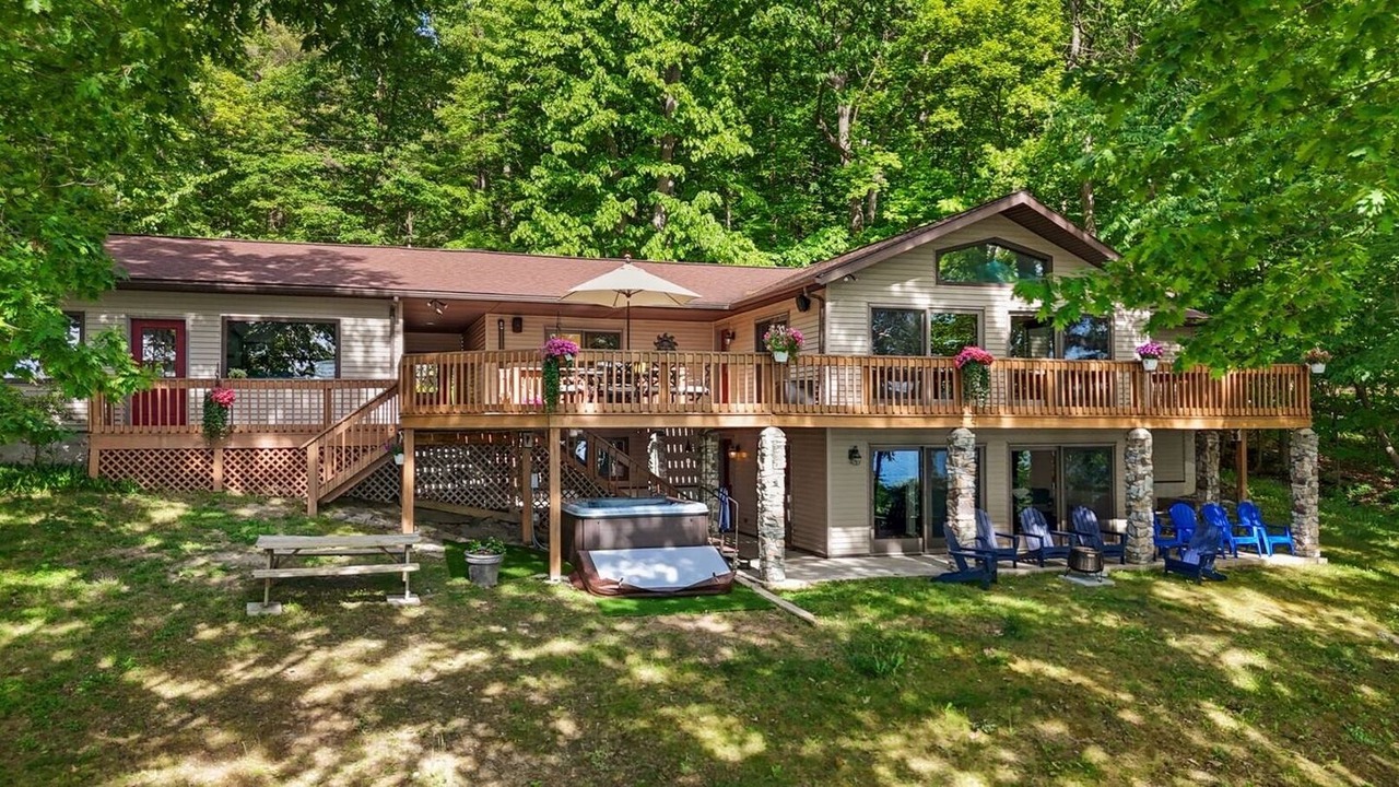 Photo of Outdoor in Burdett