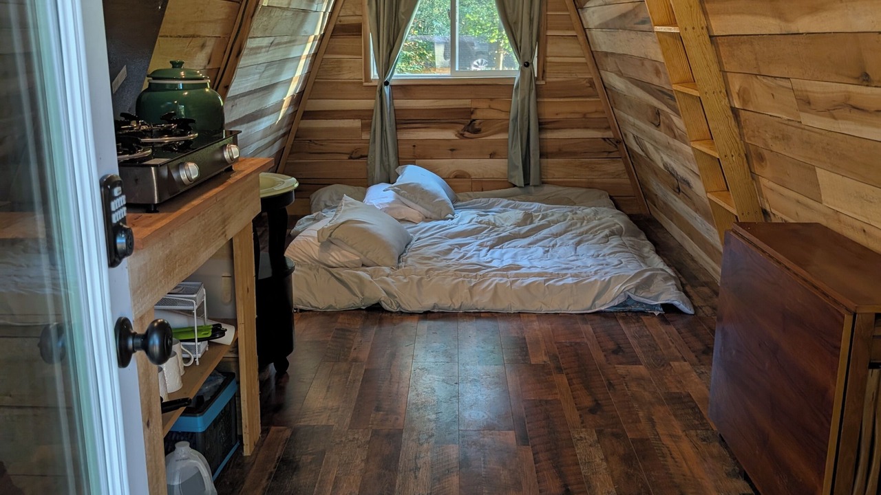 Photo of Bedroom in Athens - Sweetwater