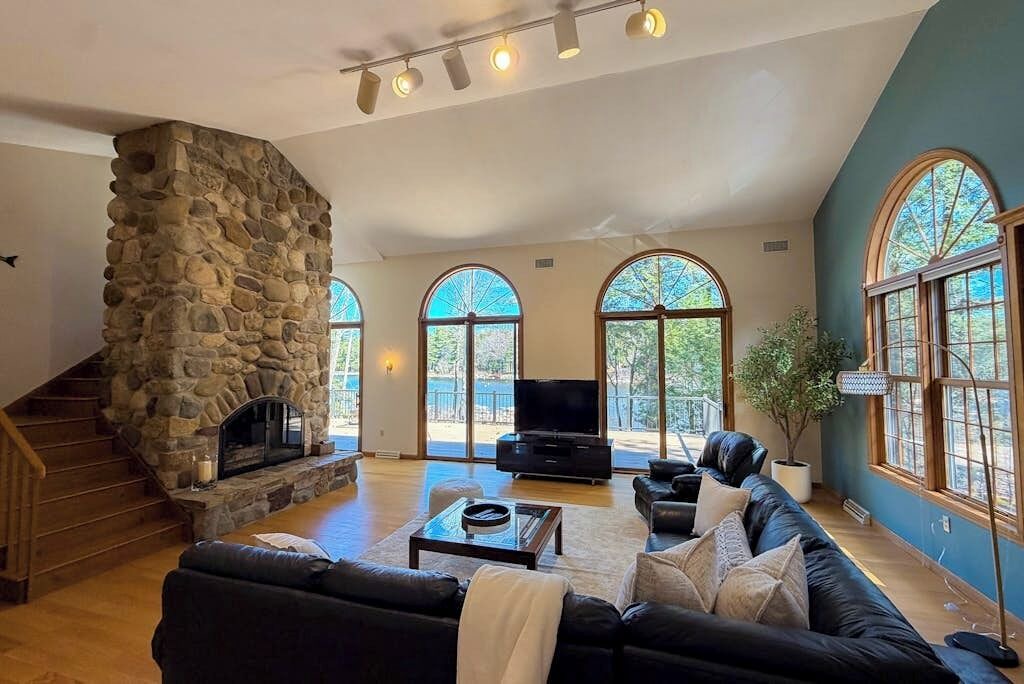 Photo of Livingroom in South Casco