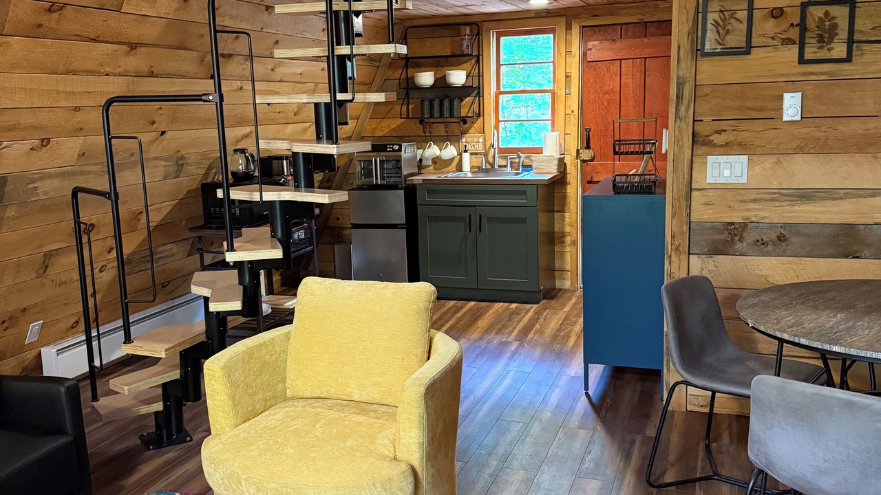 Photo of Livingroom in Hadley