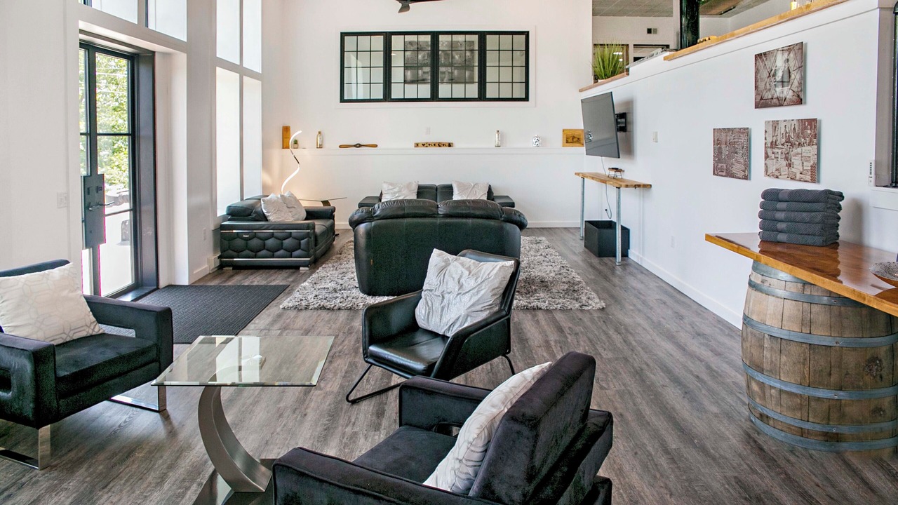 Photo of Livingroom in Hammondsport