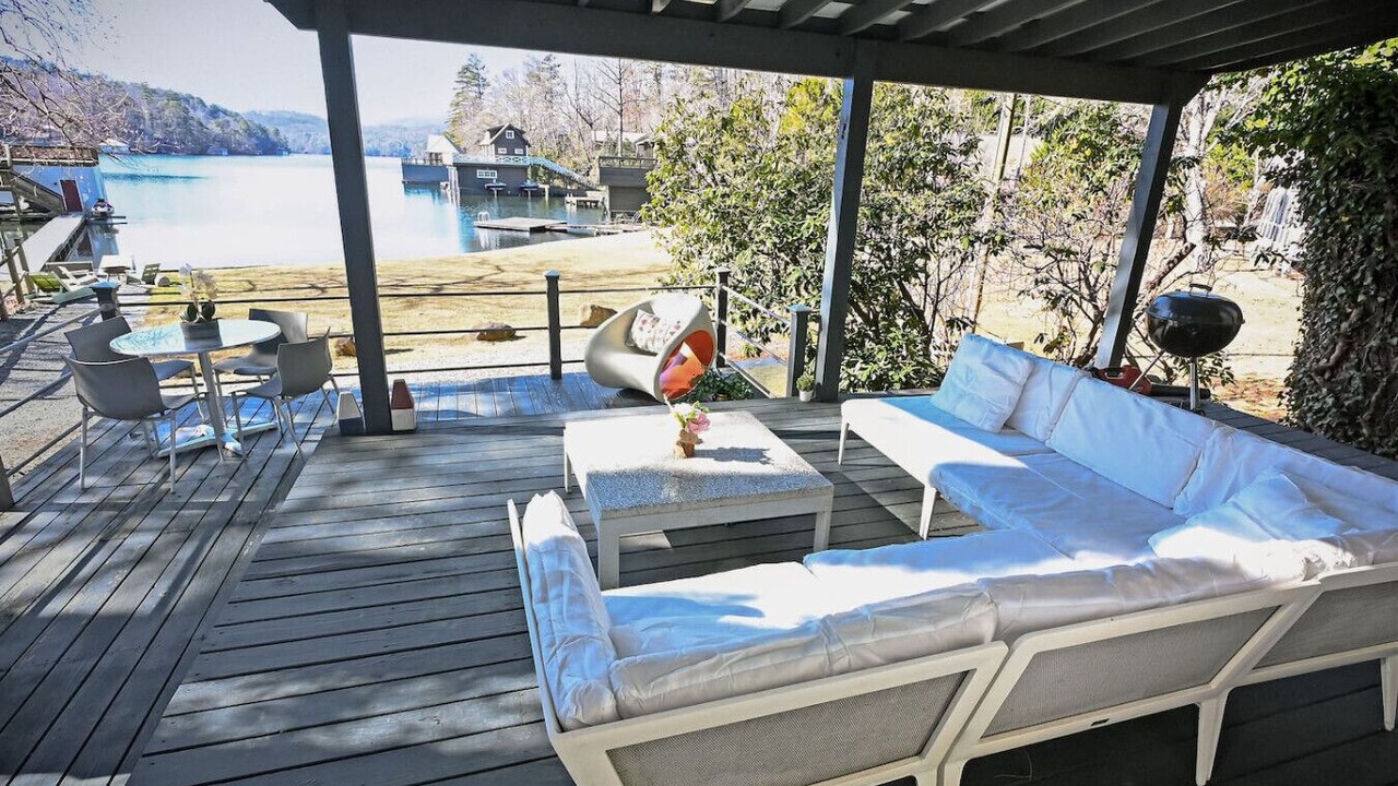 Photo of Outdoor in Tiger