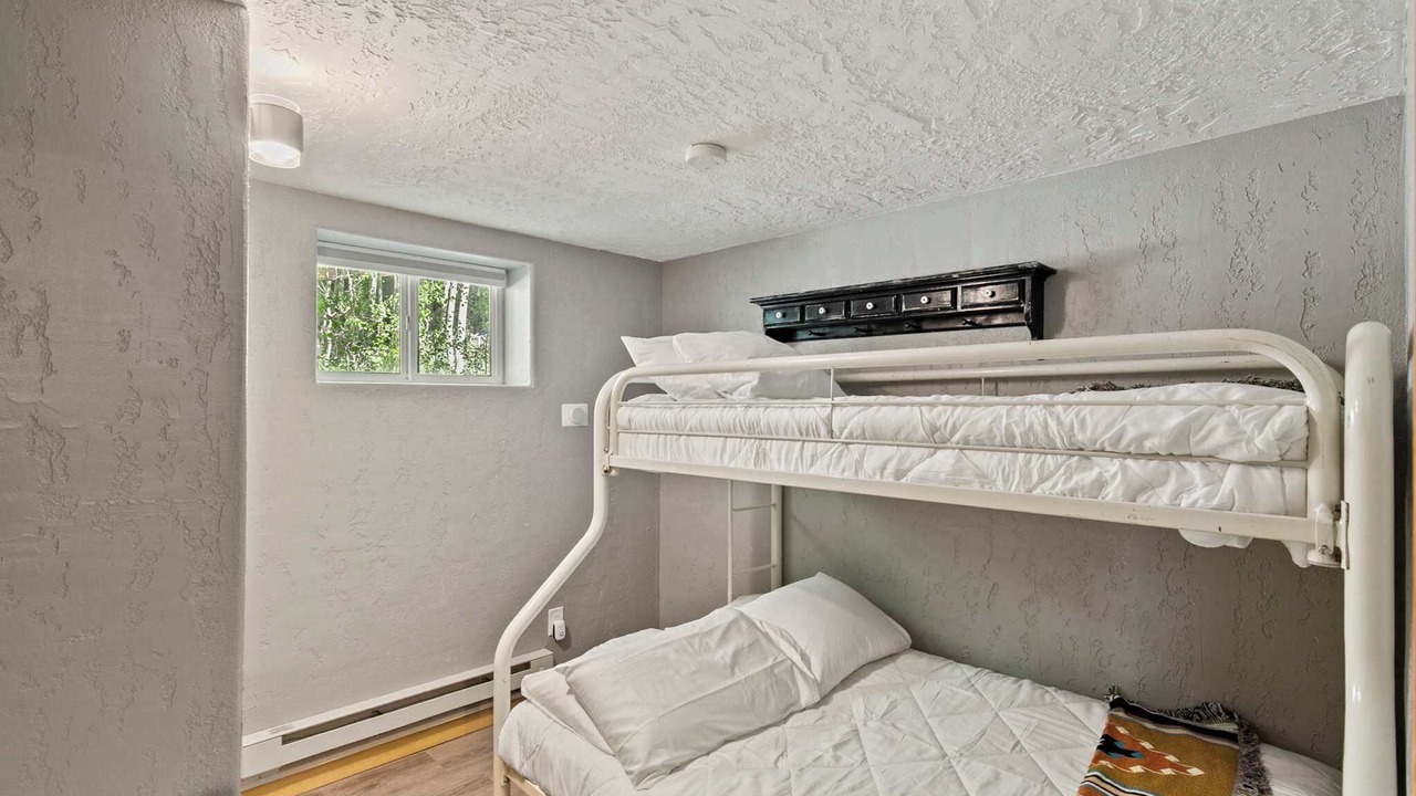 Photo of Bedroom in Steam Engine Meadows