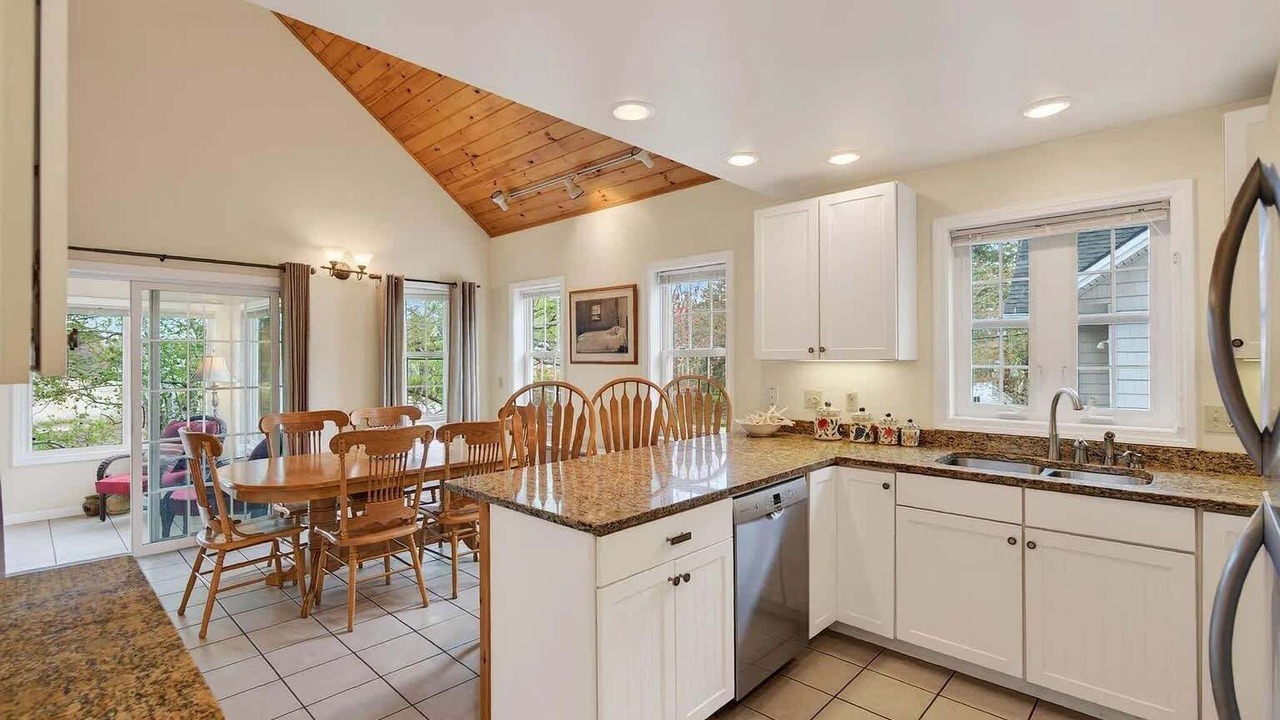 Photo of Kitchen in Ocean Park