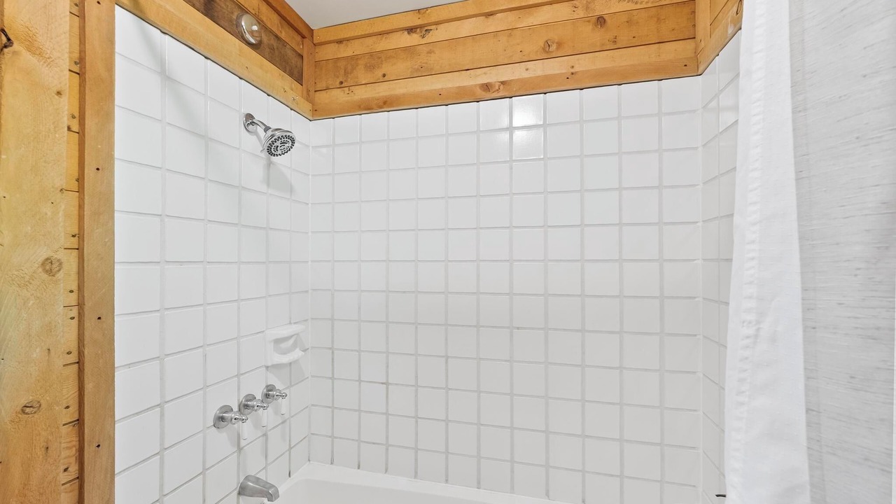 Photo of Bathroom in Sundance