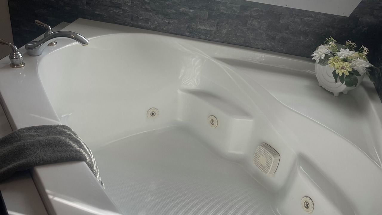 Photo of Bathroom in Shell Knob