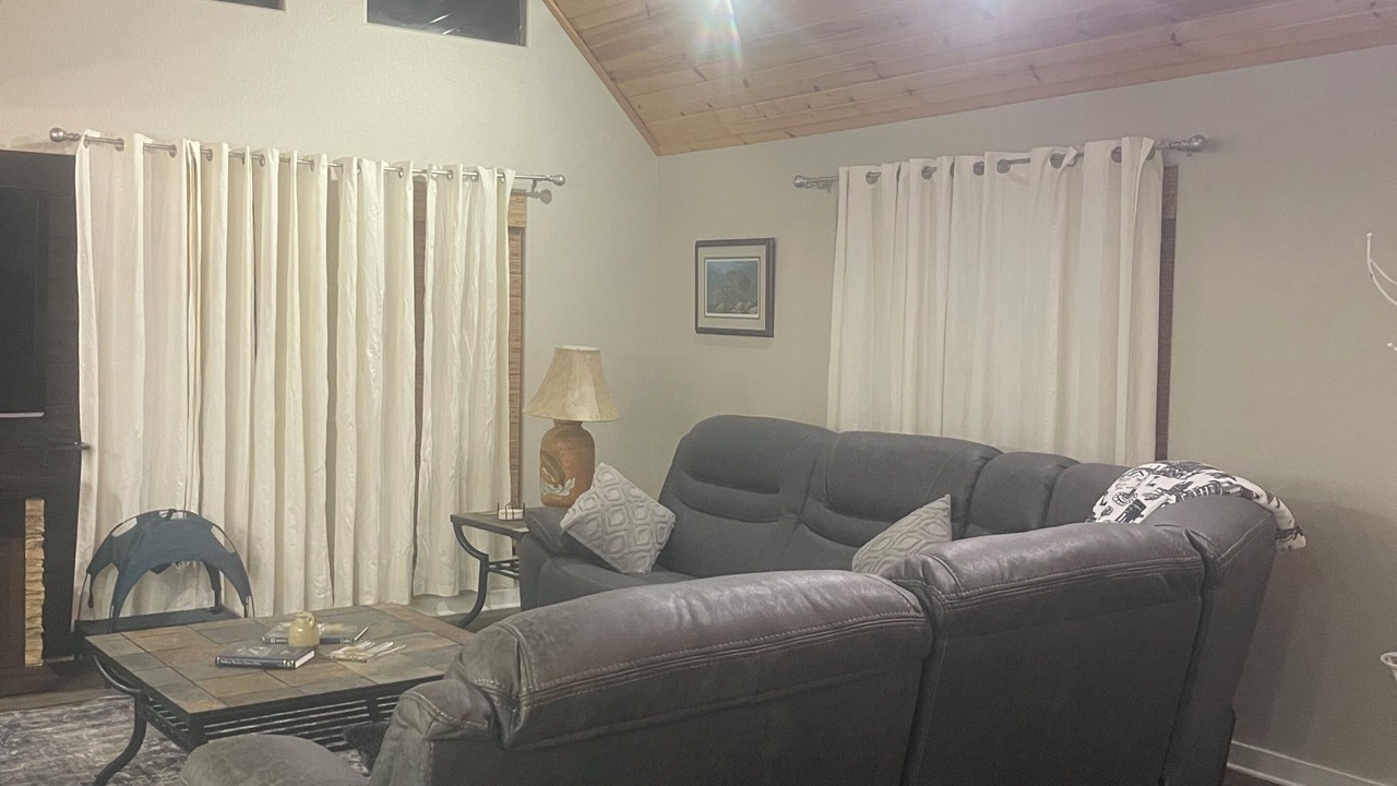 Photo of Livingroom in Shell Knob