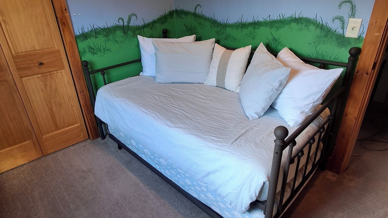 Photo of Bedroom in Kingfield