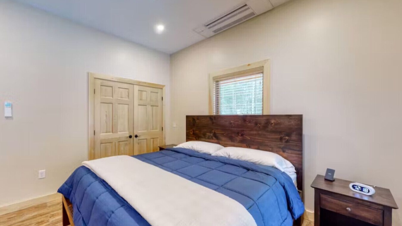Photo of Bedroom in Beaver Cove