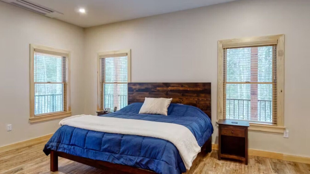 Photo of Bedroom in Beaver Cove