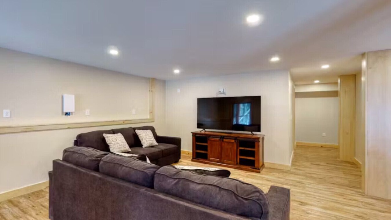 Photo of Livingroom in Beaver Cove