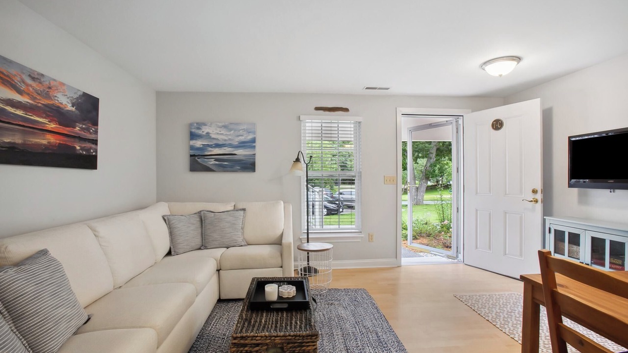 Photo of Livingroom in Kennebunkport