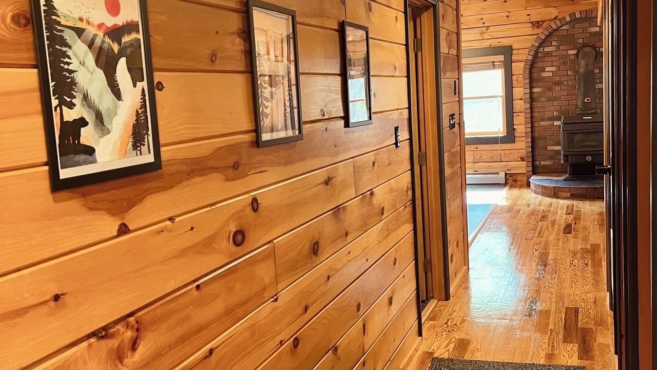 Photo of Bedroom in Stony Creek