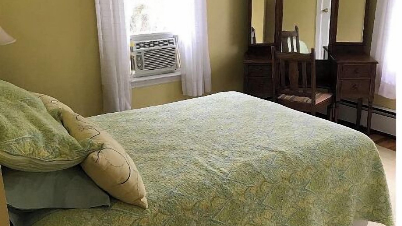 Photo of Bedroom in Yarmouth